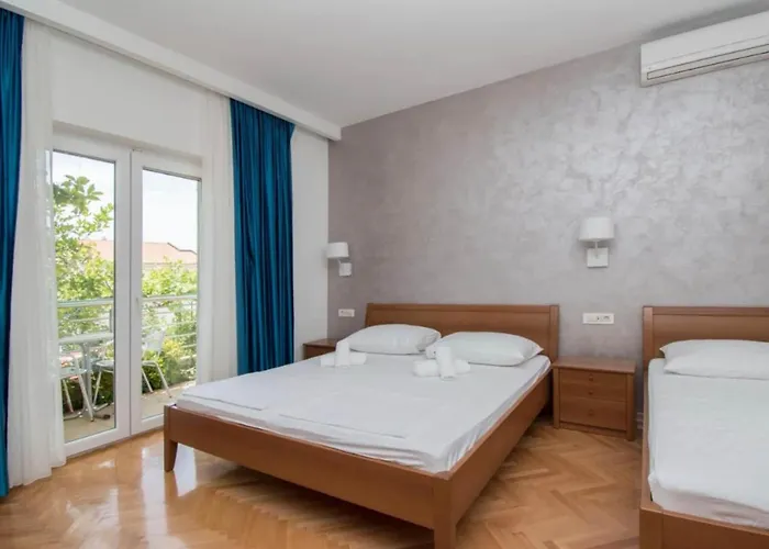 Appartamento Antonio - With Balcony 2 *